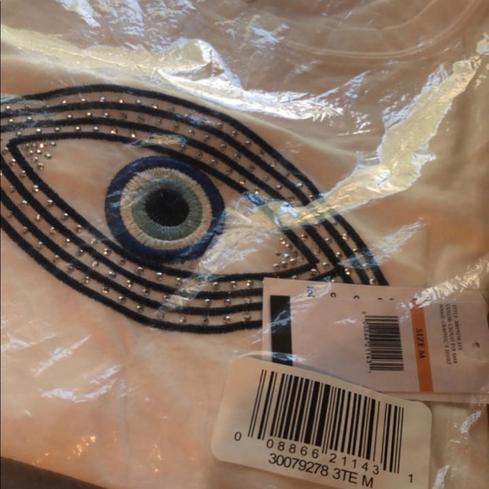 Cute & Comfortable w- evil eye embroidered top